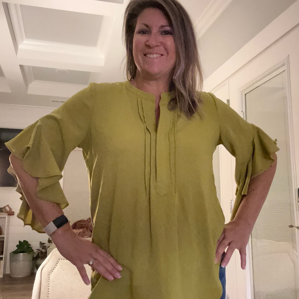 Vince Camuto Chartreuse Ruffle Sleeve Henley Blouse